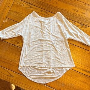 White 3/4 Sleeve Top size is 6 or 8